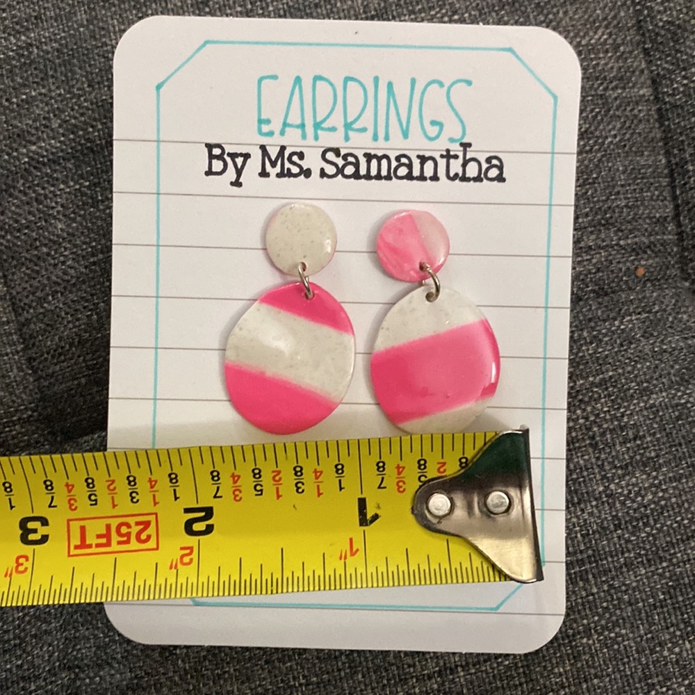 Clay Earrings - Picture 6 of 6